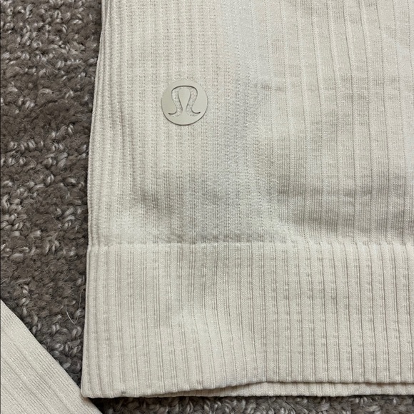Lululemon Ebb to Street Long-Sleeve Cropped Top in a soft cream shade size 6 - Picture 2 of 7